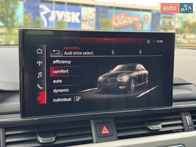 Седан Audi A4 2022 в Киеве