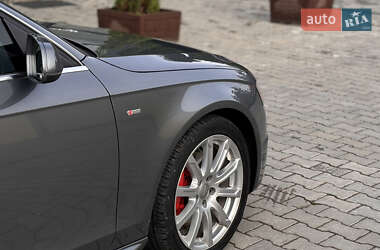 Седан Audi A4 2012 в 