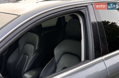 Седан Audi A4 2012 в 