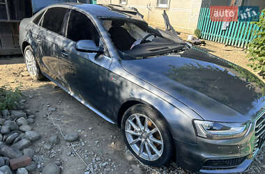 Седан Audi A4 2015 в 