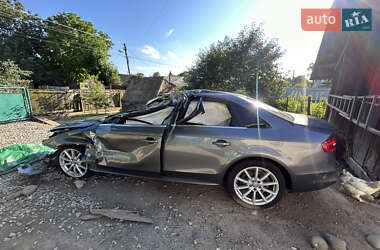Седан Audi A4 2015 в 