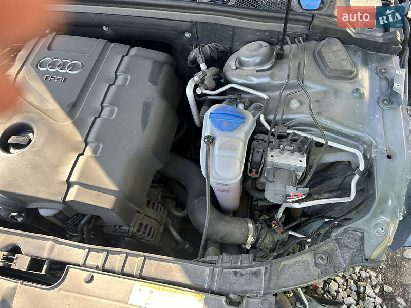 Седан Audi A4 2015 в Ивано-Франковске