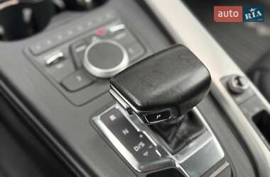 Седан Audi A4 2016 в 