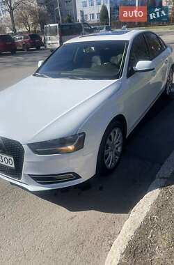 Седан Audi A4 2014 в Харькове