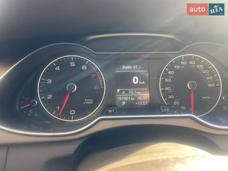 Седан Audi A4 2014 в Харькове