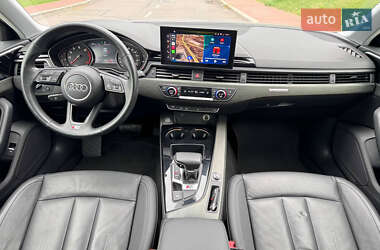 Седан Audi A4 2021 в 
