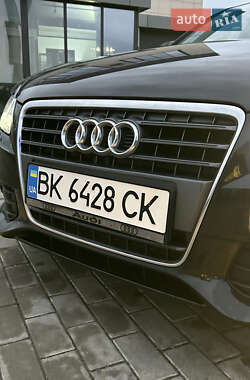 Седан Audi A4 2011 в 
