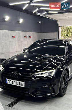 Седан Audi A4 2018 в Ивано-Франковске