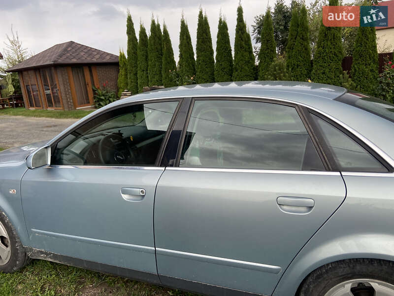 Седан Audi A4 2001 в Львові