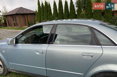 Седан Audi A4 2001 в 