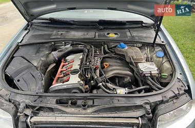 Седан Audi A4 2001 в 