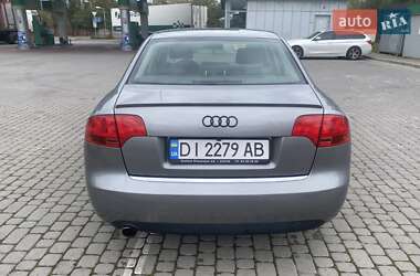 Седан Audi A4 2004 в 