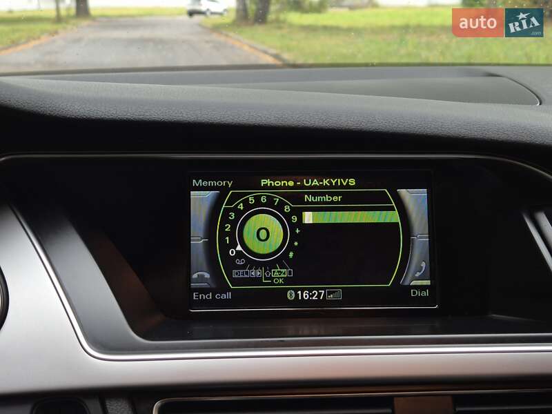 Седан Audi A4 2013 в Киеве