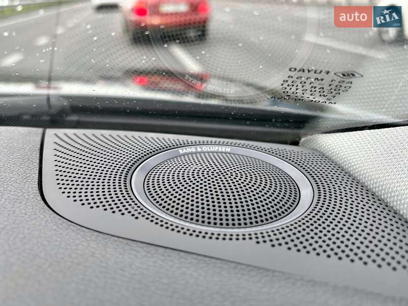 Седан Audi A4 2013 в Киеве