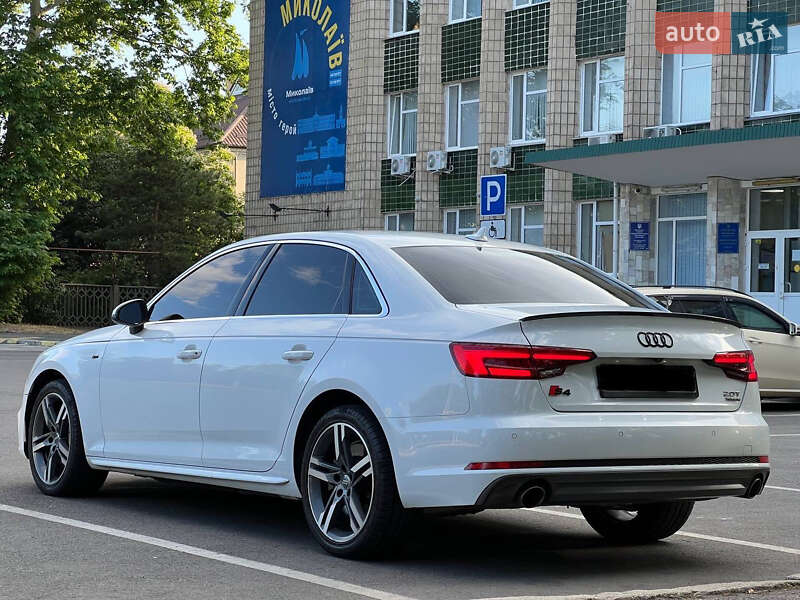 Седан Audi A4 2017 в Києві
