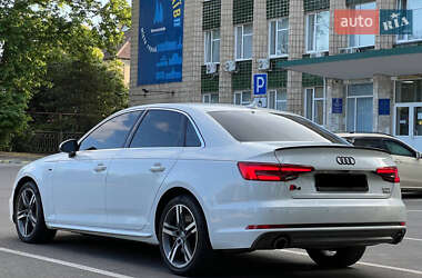 Седан Audi A4 2017 в 