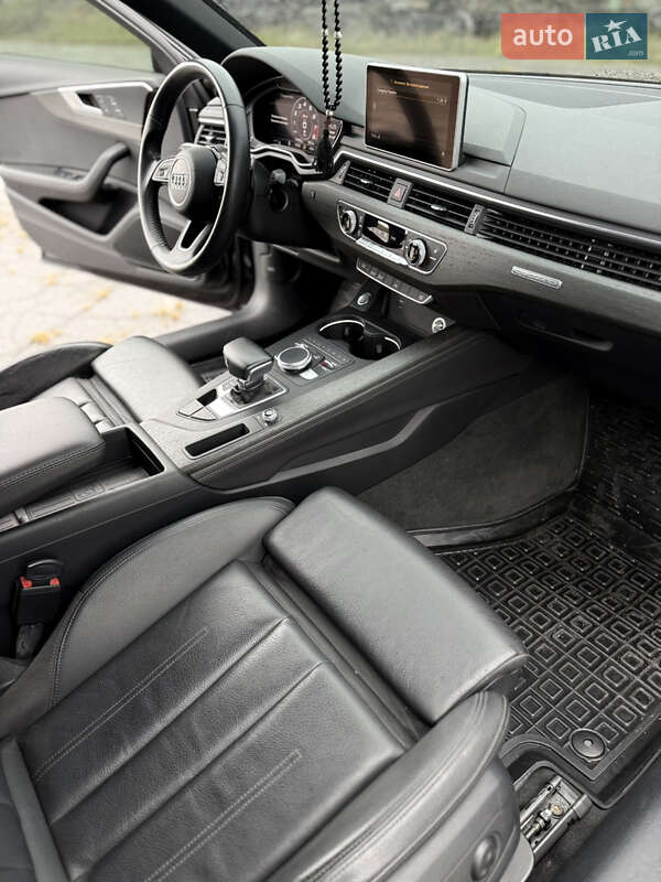 Седан Audi A4 2019 в Вінниці