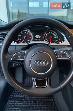 Седан Audi A4 2014 в 