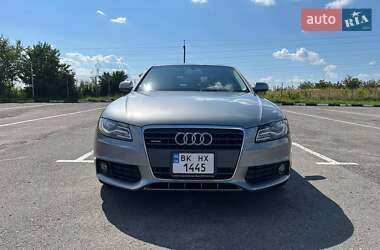 Седан Audi A4 2010 в 
