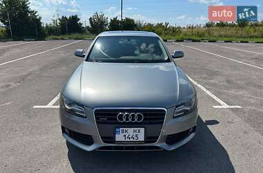Седан Audi A4 2010 в 