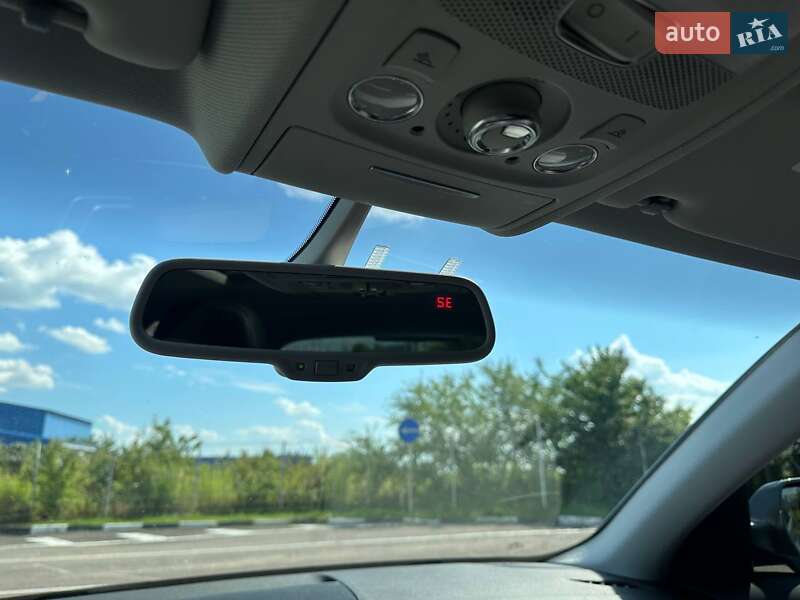 Седан Audi A4 2010 в Ровно