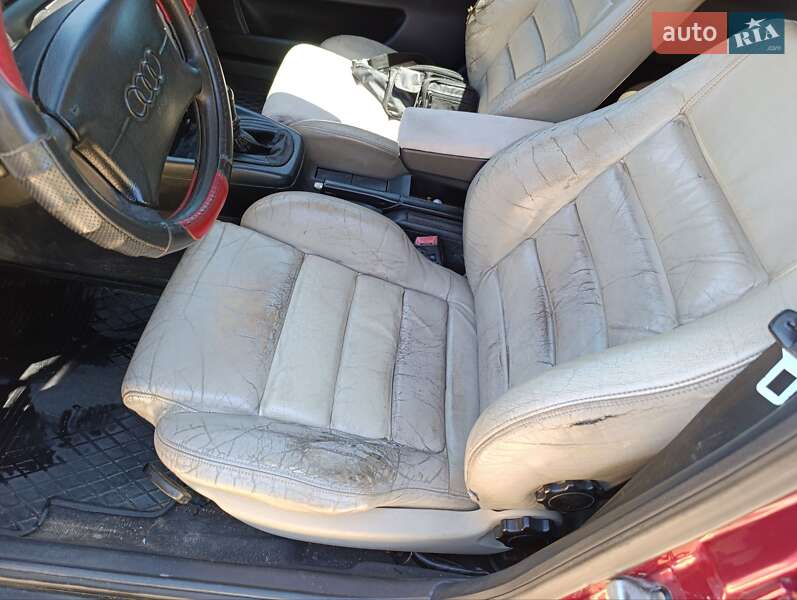 Седан Audi A4 1996 в Банилове-Подгорном