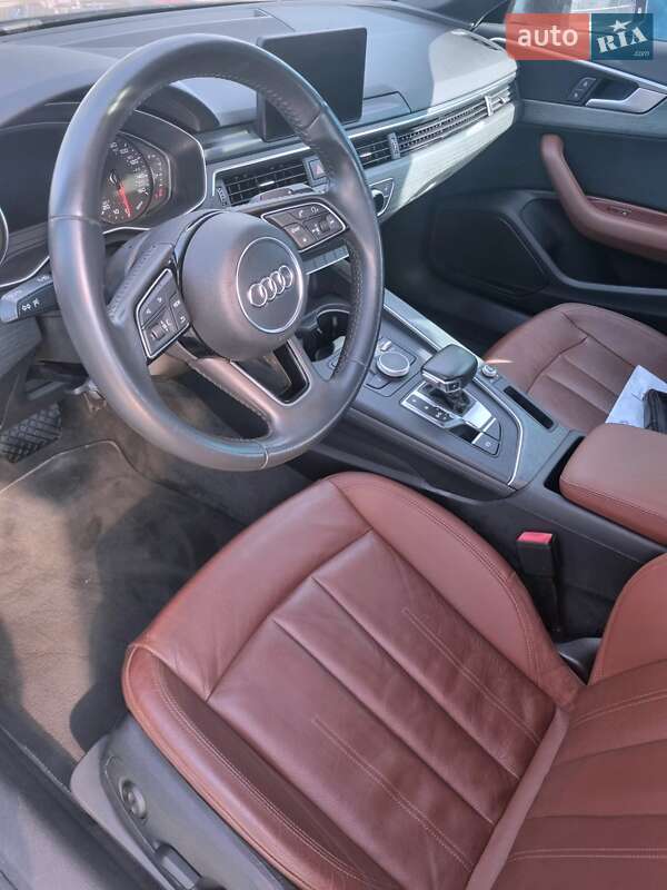 Седан Audi A4 2017 в Києві