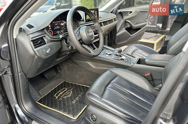 Седан Audi A4 2018 в 