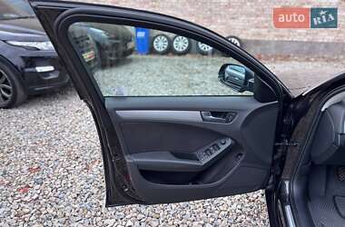 Седан Audi A4 2010 в 