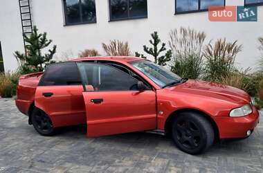 Седан Audi A4 1996 в 