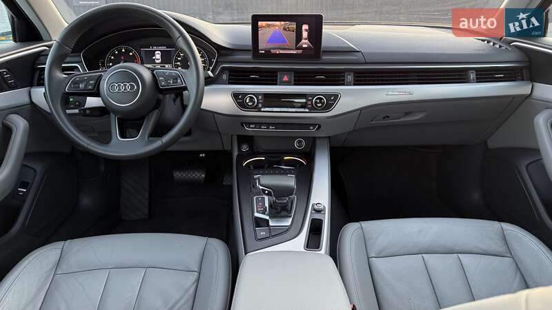 Седан Audi A4 2017 в Киеве