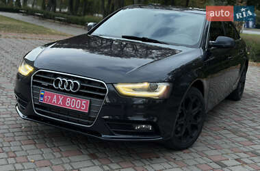 Седан Audi A4 2013 в 