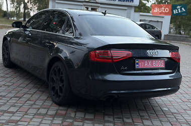 Седан Audi A4 2013 в 