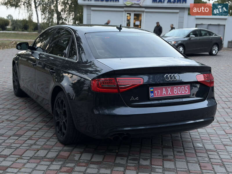 Седан Audi A4 2013 в Лубнах