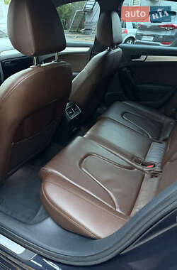 Седан Audi A4 2013 в 