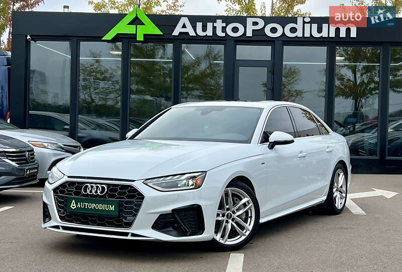 Седан Audi A4 2022 в Киеве