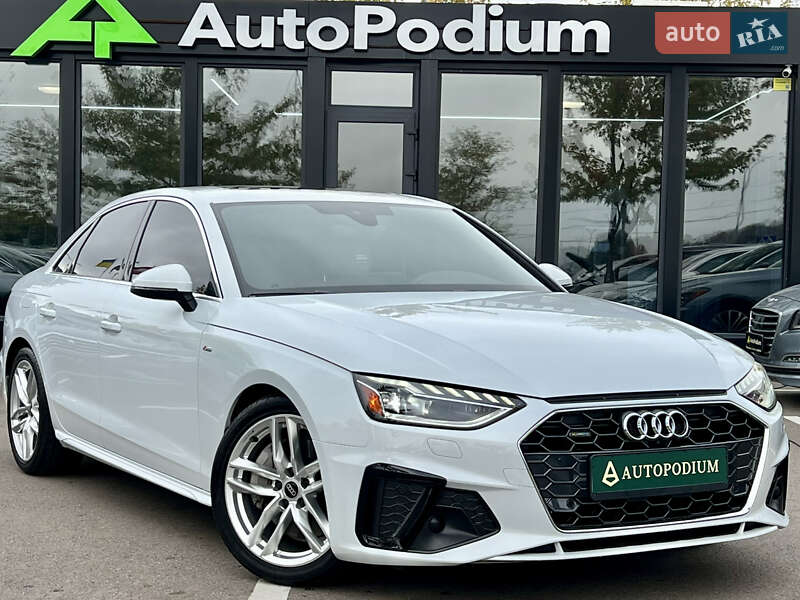 Седан Audi A4 2022 в Киеве
