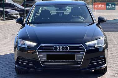 Седан Audi A4 2016 в 
