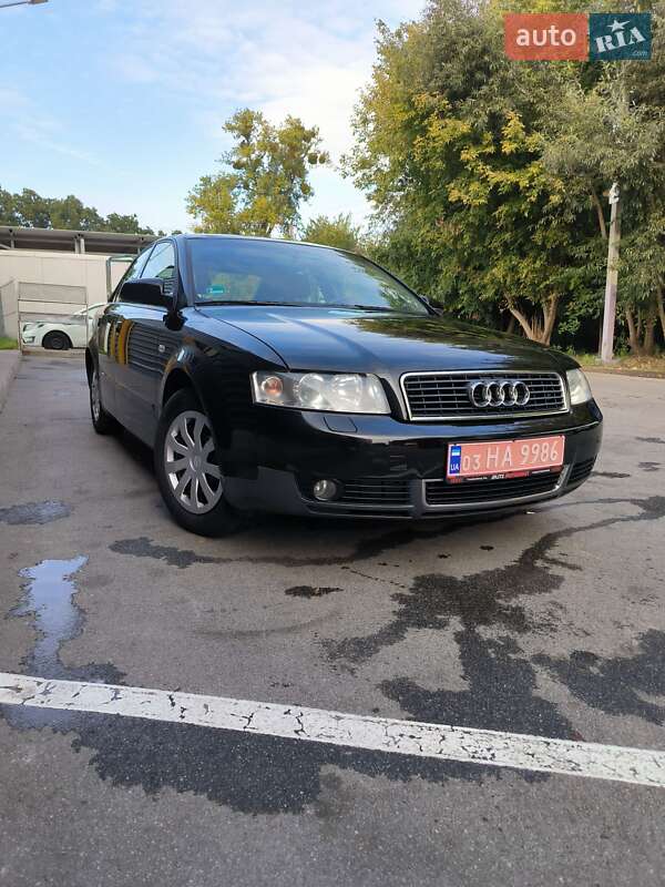 Седан Audi A4 2002 в Киеве