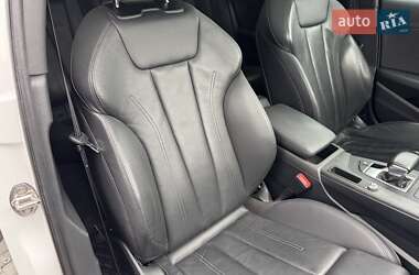 Седан Audi A4 2018 в 