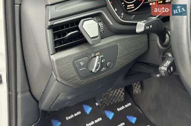 Седан Audi A4 2018 в 