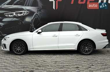Седан Audi A4 2021 в 