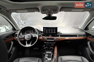 Седан Audi A4 2021 в 