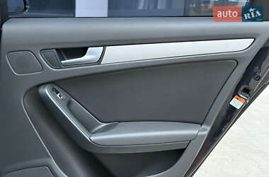 Седан Audi A4 2014 в 