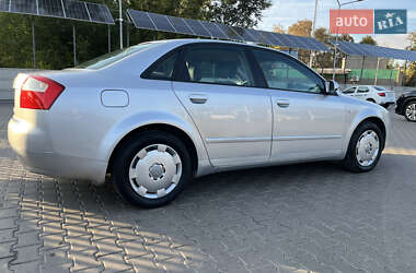 Седан Audi A4 2004 в 