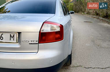 Седан Audi A4 2001 в 
