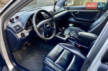 Седан Audi A4 2001 в 