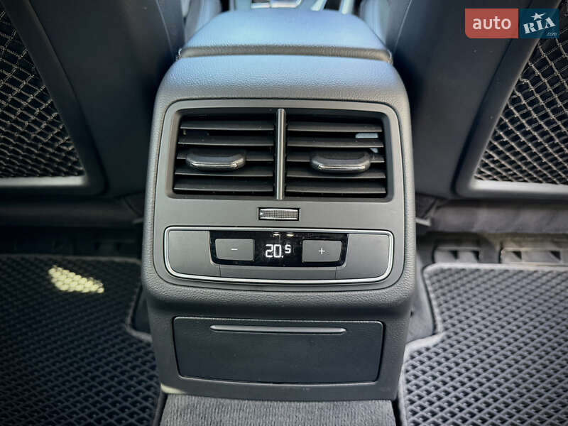 Универсал Audi A4 2016 в Днепре