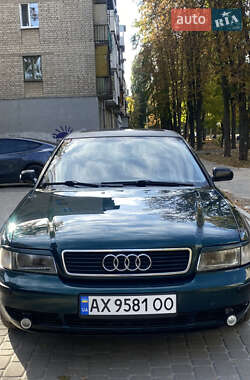 Седан Audi A4 1995 в Харькове