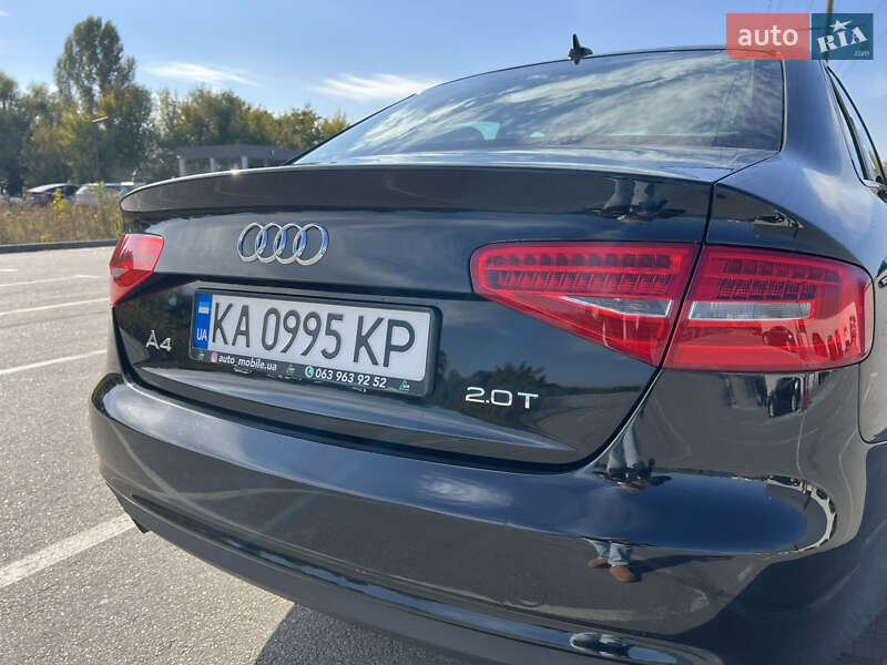 Седан Audi A4 2012 в Ирпене